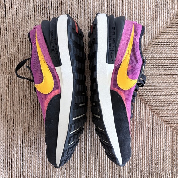 Nike Shoes Women's Waffle One Active Fuschia Size Y6 W8 - Picture 5 of 8
